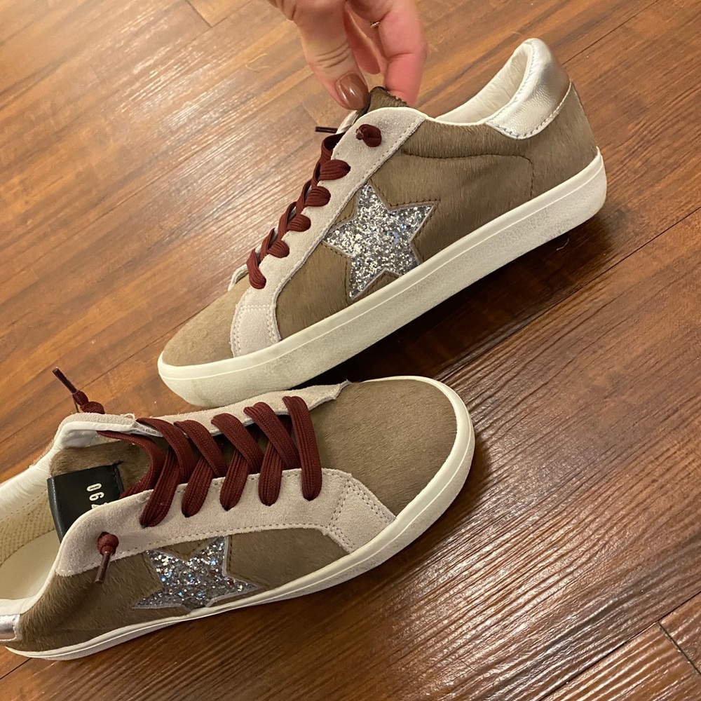 Steve Madden Sneaker